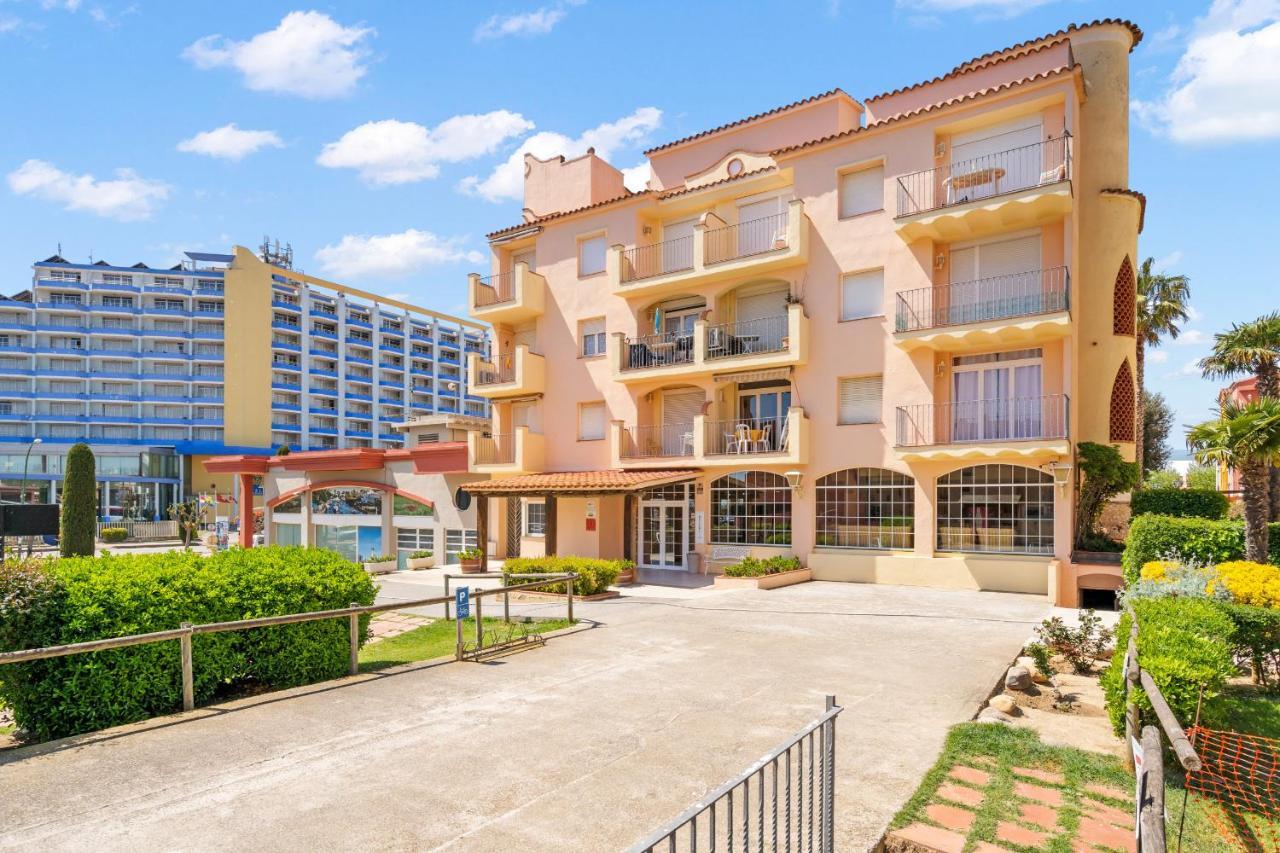 Welcs Apartamento 062 Emp Cerca Del Mar เอมปูเรียบราบา ภายนอก รูปภาพ